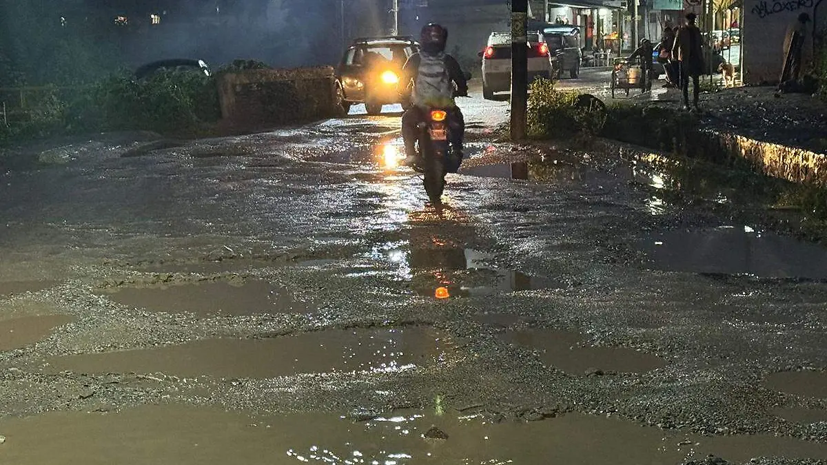 calle 12 Sur de Amozoc en malas condiciones por la lluvia